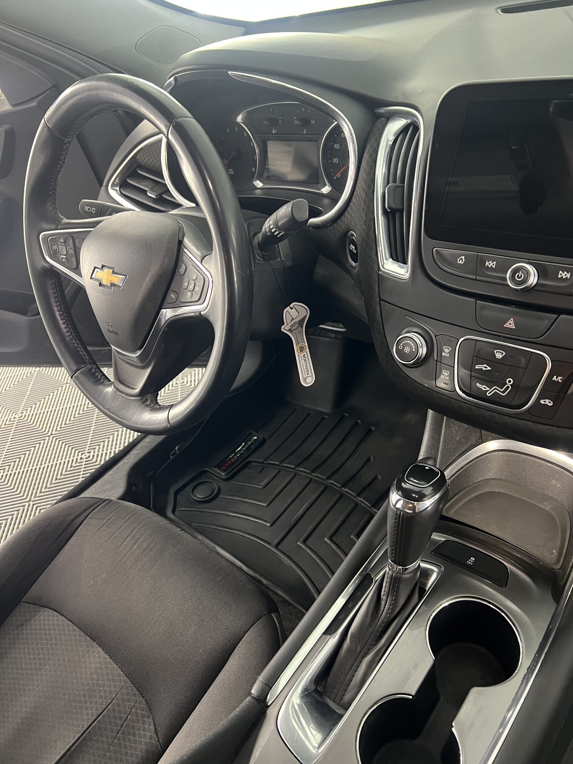 interior detail with carpet cleaning